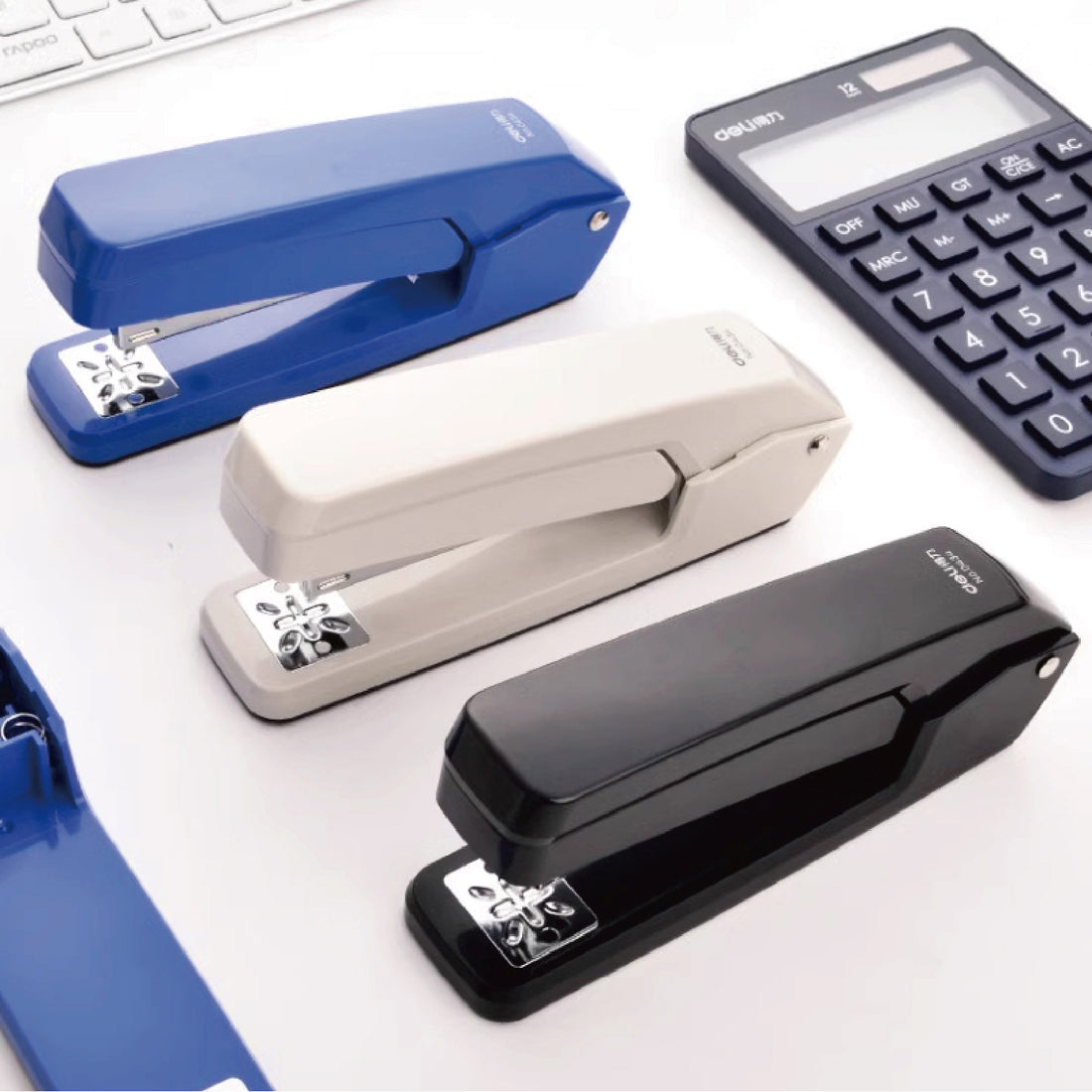 Deli 360° Rotatable Stapler 得力360°旋轉訂書機