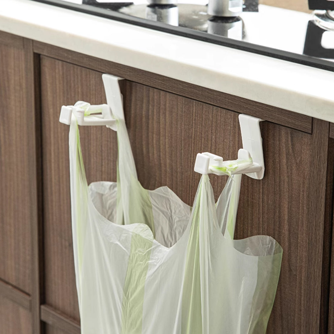 Japanese Foldable Kitchen Garbage Bag Holder - 日本折疊式廚房垃圾袋掛勾